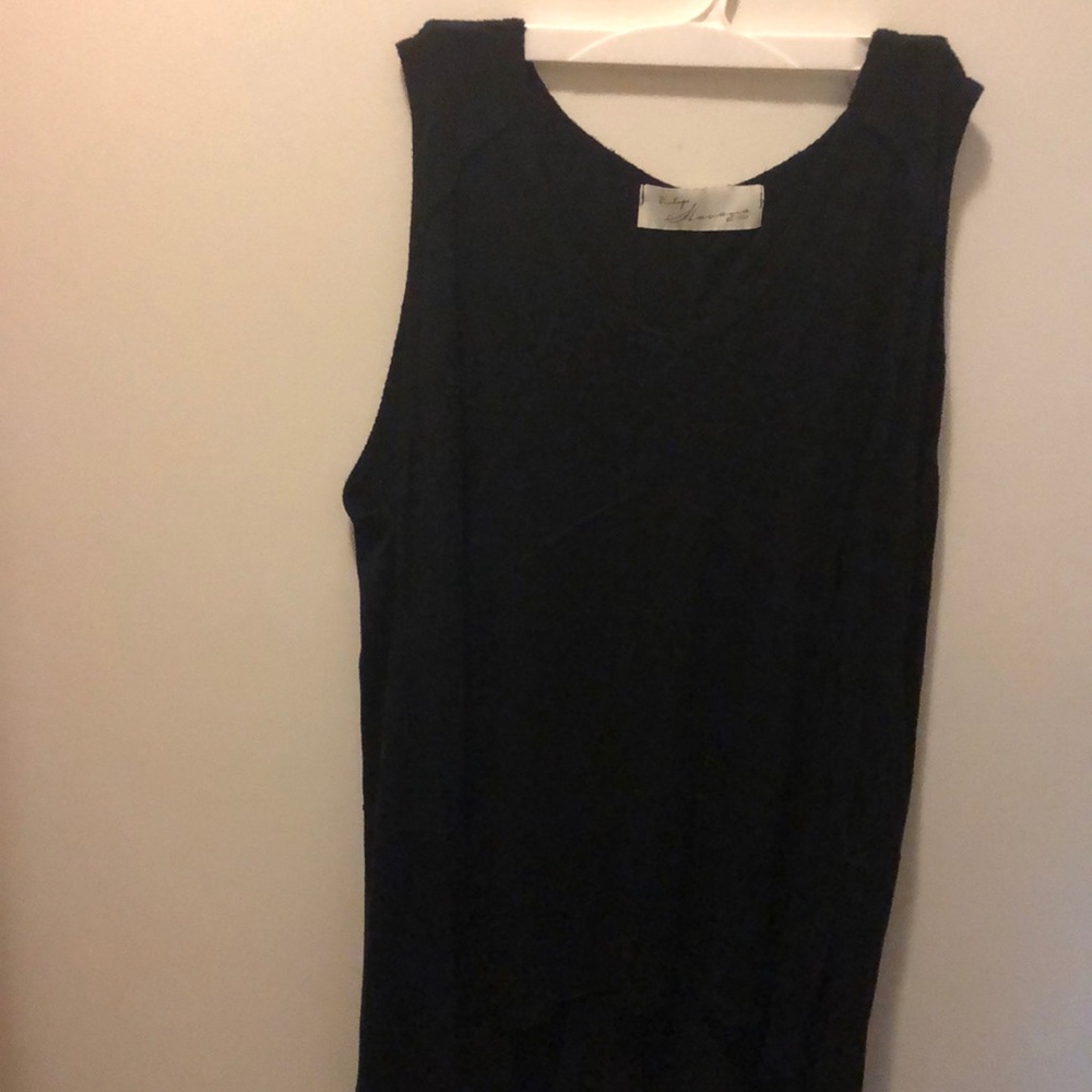Black thick sleeved tank